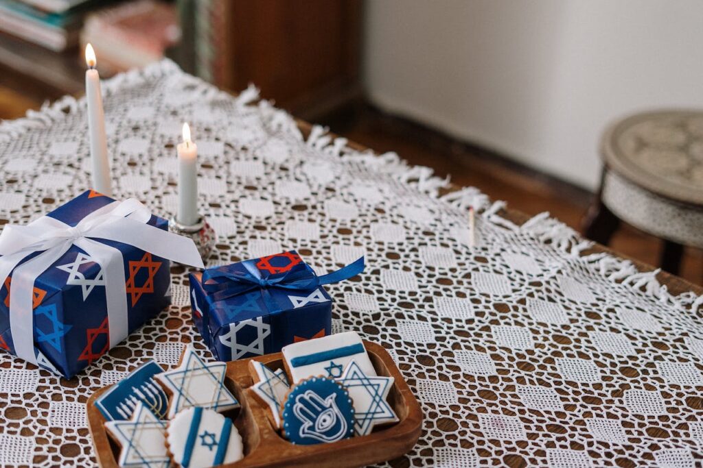 Photo by cottonbro studio: https://www.pexels.com/photo/cookies-and-gifts-for-hanukkah-4033332/